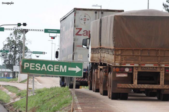A pesagem no eixo viário da Entrevias está suspensa desde 23 de março, acatando decisão publicada à época pela Secretaria de Logística e Transporte